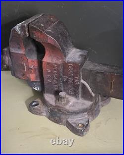 Vintage The Chas Parker Co. Swivel Base Bench Vise No. 973 3 Jaws