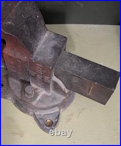 Vintage The Chas Parker Co. Swivel Base Bench Vise No. 973 3 Jaws