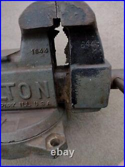 Vintage USA Wilton Bench Vise Swivel Base 4 Jaw Width Anvil Work Surface Read