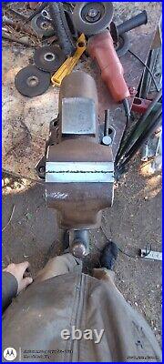 Vintage WILTON 940 840 Machinist's 4 Jaws Bench Bullet Vise Swivel Base