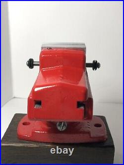 Vintage Wilton Baby Vise, 2 Jaws, Red Jewelers Vise 1125-9 With Swivel Base