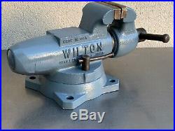 Vintage Wilton Bullet 3-1/2 Swivel Base Bench Vise Machinist Schiller Park Ill