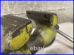 Vintage Wilton Bullet Vise 3-1/2 Jaws Swivel Base 1952 Chicago USA