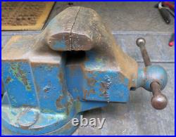 Vintage Yost 204, 4, Bench Anvil Vise, Swivel Rotating Base, Straight Handles