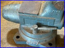 Vintage large WILTON Shop Vise 6 1/2 with Swivel Base w pipe jaws