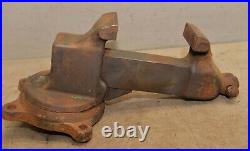 Vintage rare Reed No 203 1/2R bench vise swivel base collectible tool