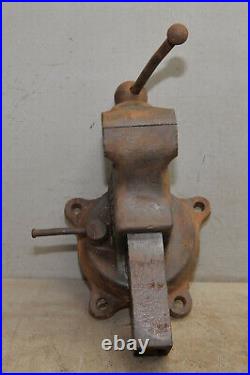 Vintage rare Reed No 203 1/2R bench vise swivel base collectible tool