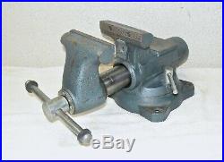 WILTON 1755 Tradesman Bench Vise With Swivel Base, 5-1/2 Jaws