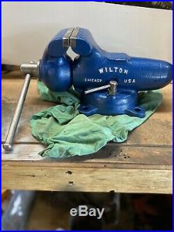WILTON Bullet Vise No. 945 with Swivel Base, 4.5 Jaws Dated 12 / 1951