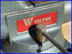 Wilton 1760 Tradesman Bench Vise 6 Jaws Swivel Base Bullet Vice 66 Pounds