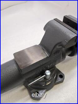 Wilton 28832 Bench Vise 500s 5 Width 8 Opening 4-14 Depth Swivel Base New H1