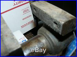 Wilton 350 3-1/2 Swivel Base Machinist Vise Bullet style in good shape