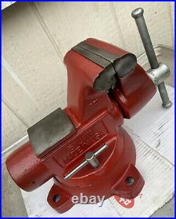 Wilton 5 Bullet Bench Vise With Swivel Base & Pipe Jaw Made In USA