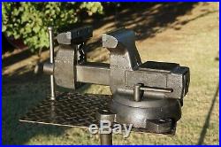 Wilton 5'' Jaw Bench Vise, Heavy Duty, With Swivel Base & Pipe Grips, 40 Lb Vice