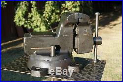 Wilton 5'' Jaw Bench Vise, Heavy Duty, With Swivel Base & Pipe Grips, 40 Lb Vice