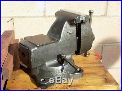 Wilton 744 Mechanics Bench Vise, Swivel Base, 4'' Jaw X 4.5'' Opening, 35 Lbs Vice