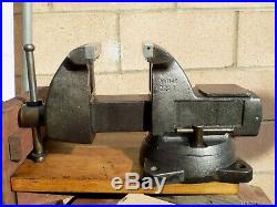 Wilton 744 Mechanics Bench Vise, Swivel Base, 4'' Jaw X 4.5'' Opening, 35 Lbs Vice