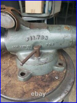 Wilton Bullet Vise 3-1/2 Jaws Swivel Base w Jaw Guards # 101020. Good condition
