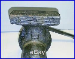 Wilton Bullet Vise No. 3 Chicago Pat. Pend. With Swivel Base 3 Jaws