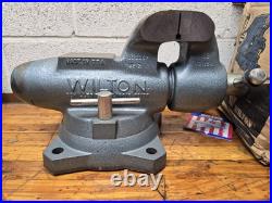 Wilton Bullet Vise SWIVEL BASE 4 Jaws NEW old Stock Made In USA With Box