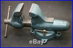 Wilton C1 Vise with Swivel Base & 4-1/2 Jaws & Pipe Jaws