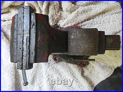 Wilton Mechanics Bench Vise 4 Jaw 6.5 open Full Swivel Base Pipe weighs 33.5 lb