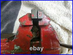 Wilton Mechanics Bench Vise 4 Jaw 6.5 open Full Swivel Base Pipe weighs 33.5 lb
