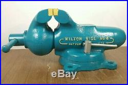 Wilton Tool Corp no4 Bullet Vise With Swivel Base Early Fish Hook Logo 1941/2