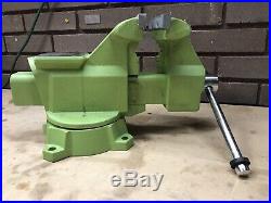 Wilton Vise with Swivel Base & 6-1/2 Jaws Vice Green