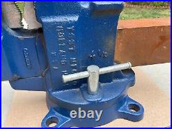 Yost 4 1/2 Combination Bench Vise with Pipe Jaws, Made in USA, Excellent Condition