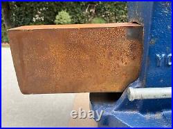 Yost 4 1/2 Combination Bench Vise with Pipe Jaws, Made in USA, Excellent Condition