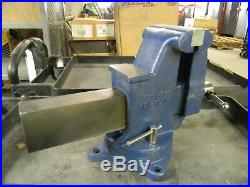 Yost Bench Vise with Swivel Base Ductile Iron 6 Jaw Width x 10 Opening #106